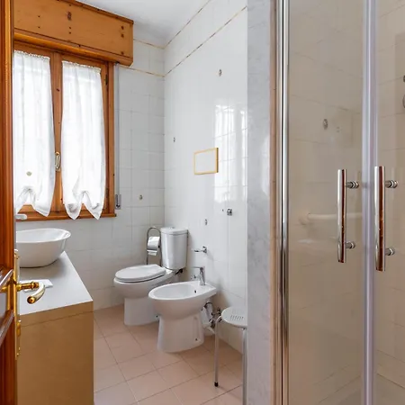 Casa Orlando בית הארחה 3*